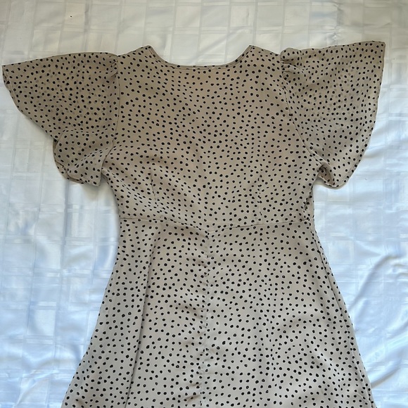 Roolee Tan Polka Dot Feminine A-line Flutter Sleeve Maxi Dress - Picture 10 of 14